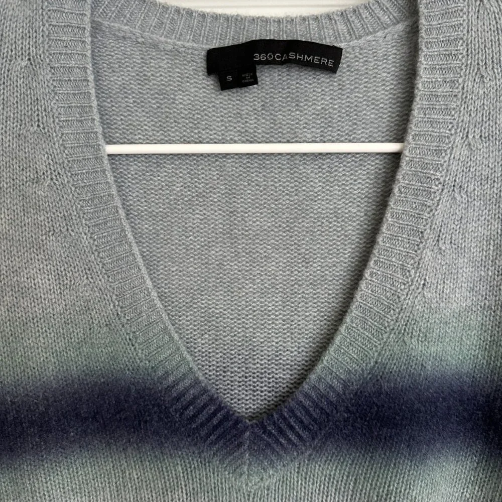 360 Cashmere V-Neck Blue Ombre Cashmere Sweater in S - Picture 3 of 9
